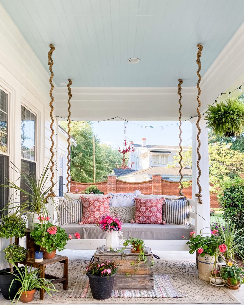 beautiful back porch - Minden, LA